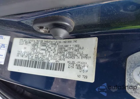 2004 Toyota Sienna Xle z USA, uszkodzony, nr VIN 5TDBA22C54S021728